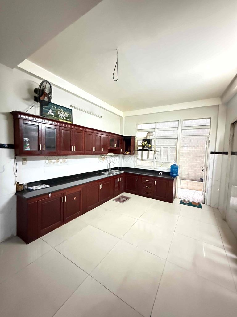 Rent for 339/ Lê Văn Sỹ, 187 13 old 3rd districts.