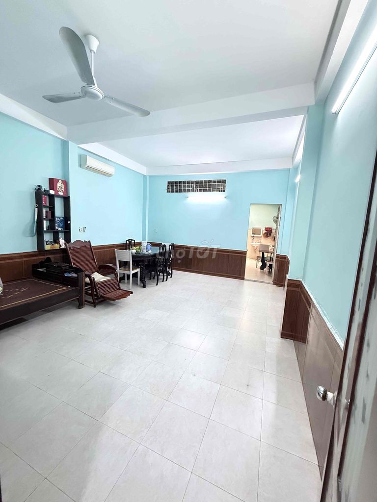 Rent for 339/ Lê Văn Sỹ, 187 13 old 3rd districts.
