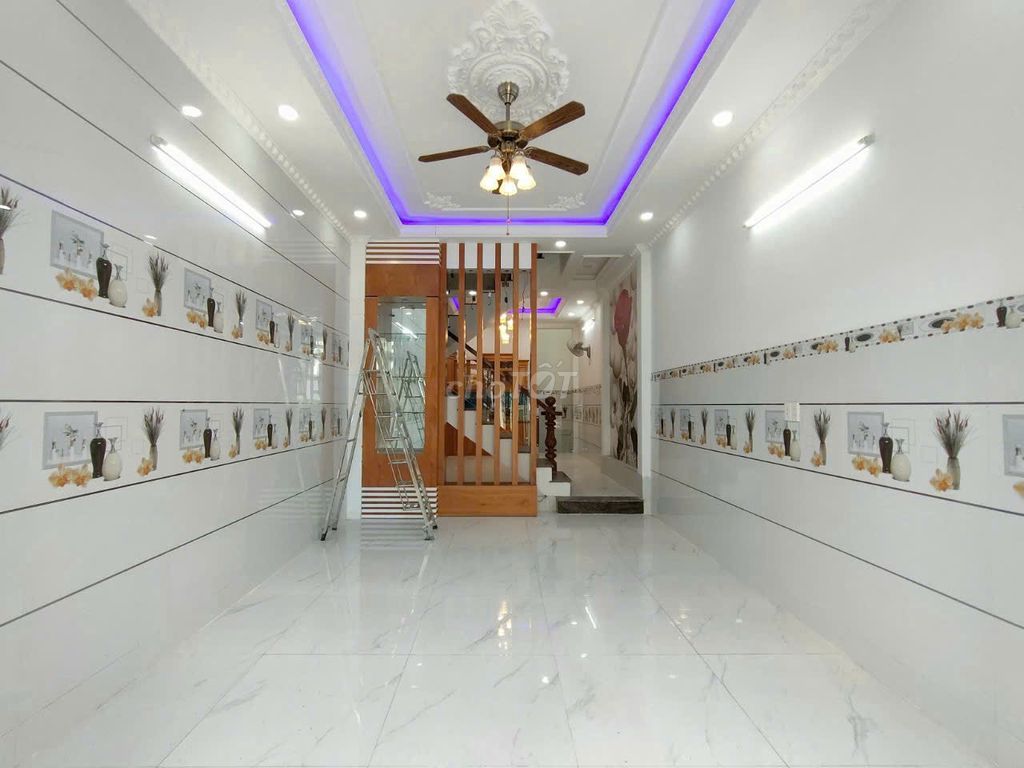 Need to rent an alley house 22/3 A Lam Sơn-7-2 QTân Bình