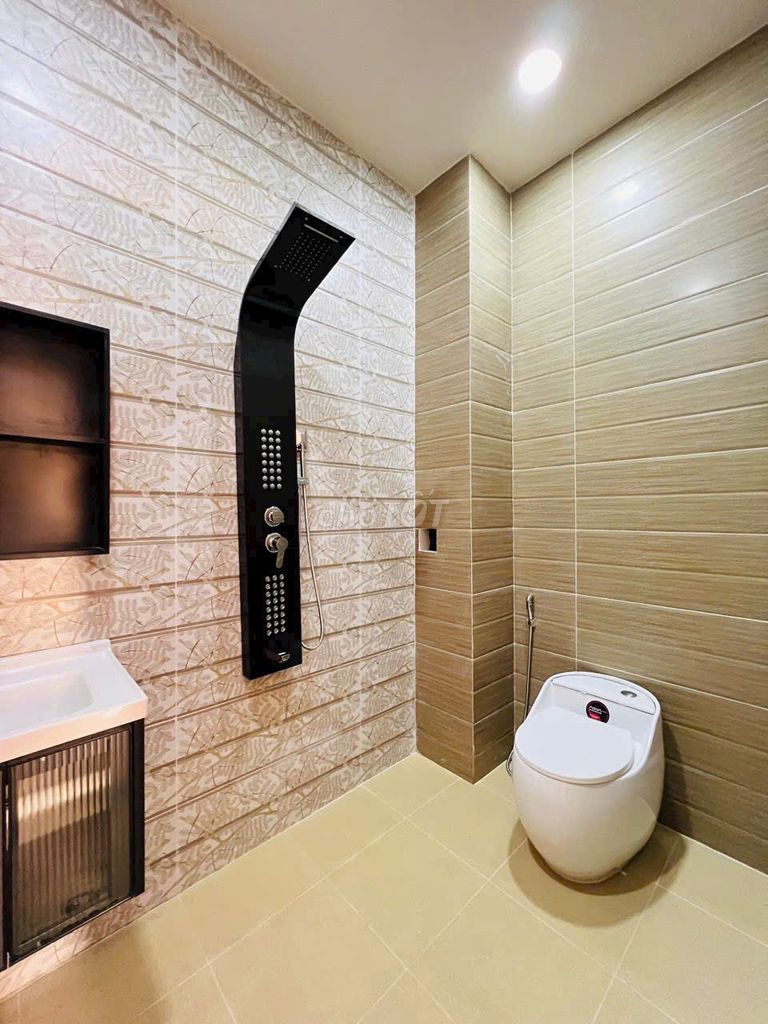 Rent hxt 133-3 A Thoại Ngọc Hầu P.Phú Thạnh Q.Tân Phú.