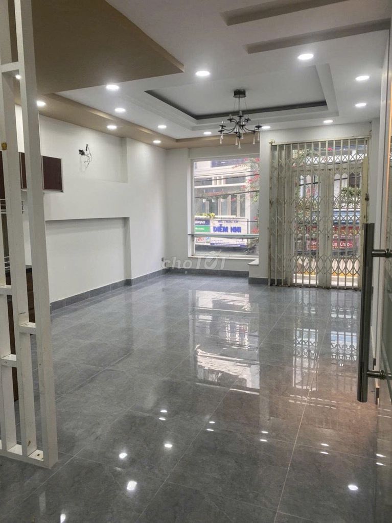 Rent 46 Hồ Bá Kiện, District 15, District 10