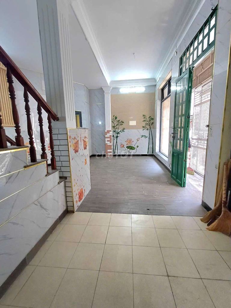 Three floors to the fourth floor of the bedroom - free Bible - Phú Nhuận - 18 million