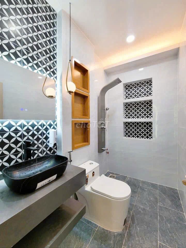 We'll double-check the hxt 281.6 A Lê Văn Sỹ,2nd District of Tân Bình.