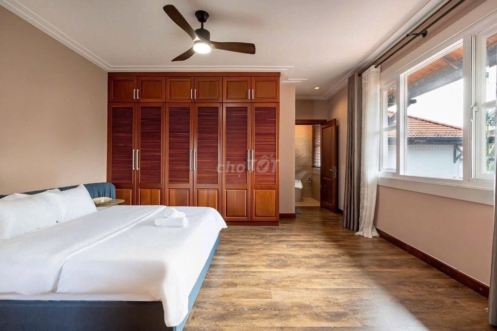 Rent the Trần Lựu villa area 45 X 50 M area using 1,500 M2 district 2 tp T
