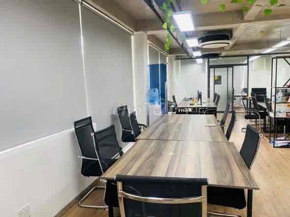 Renting office level-level office-- brain ceiling, District 2.