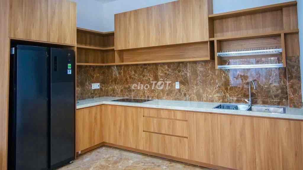 Renting villas to the rank of rank between Trần Não, District 2.