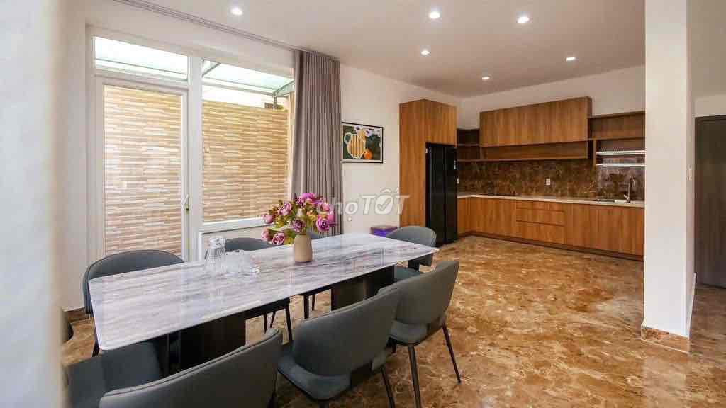 Renting villas to the rank of rank between Trần Não, District 2.