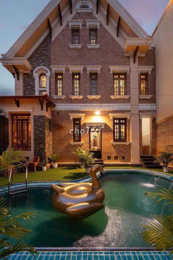 renting villa to Thảo Điền central area 20 M 45 M District 2