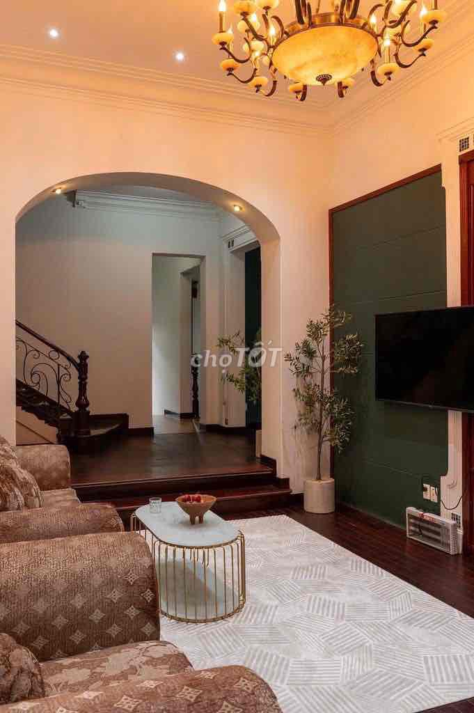 renting villa to Thảo Điền central area 20 M 45 M District 2