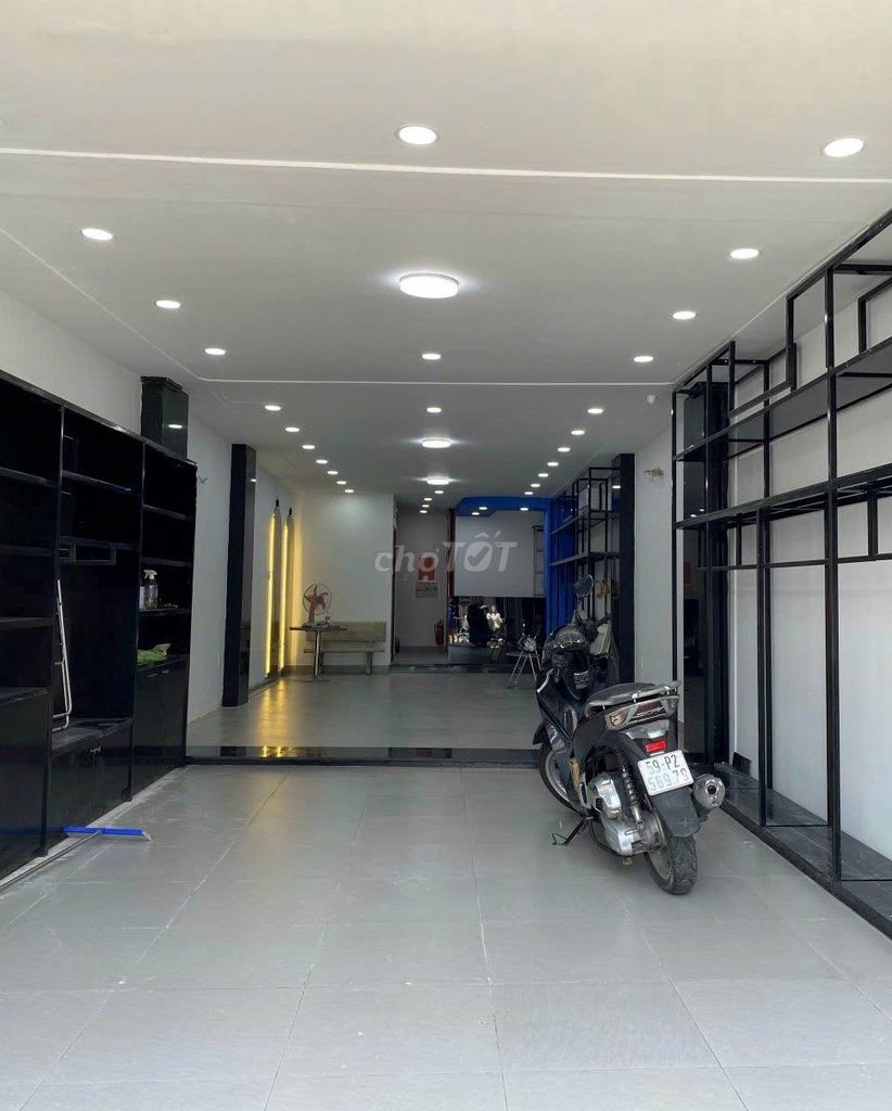 Rent a corner of 2th, 158 A Nguyễn Văn Đậu, 7th, Bình Thạnh district