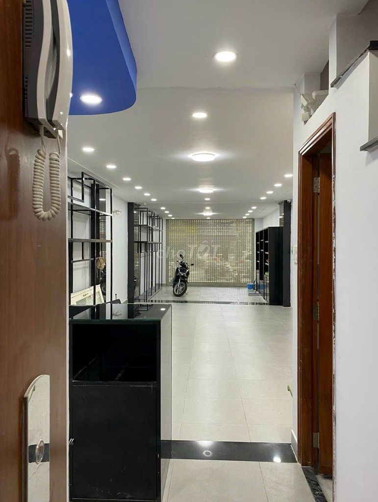 Rent a corner of 2th, 158 A Nguyễn Văn Đậu, 7th, Bình Thạnh district