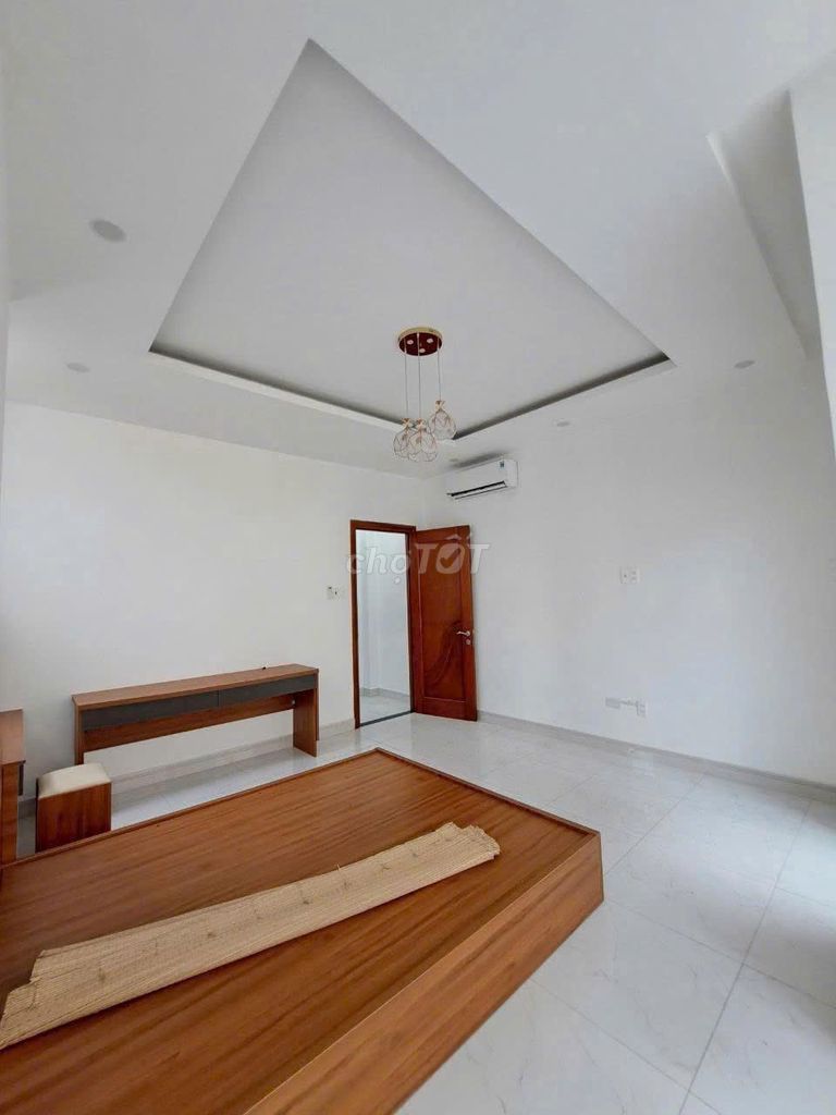 Need to rent an alley house 110/3 A Tô Hiệu P.Hiệp Tân Q.Tân Phú