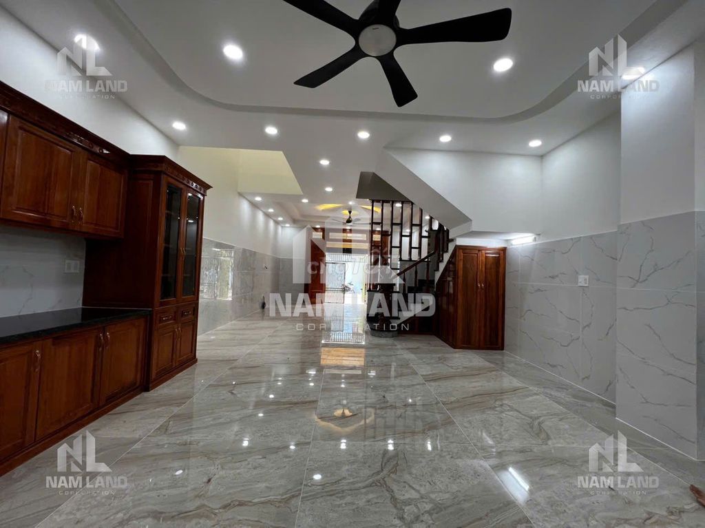 The new house is 100% for rent, 3 floors, 6 bedrooms, 6 toilets, 28 million.