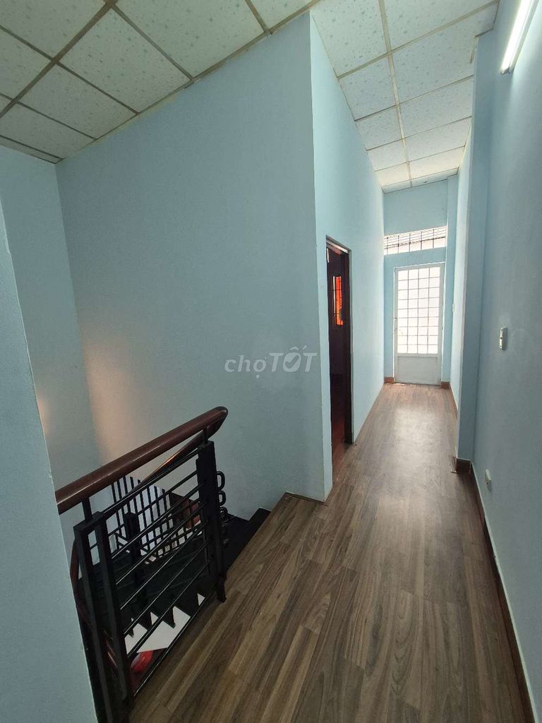 Rent 4x16 M 1 3 bedroom 2 medical toilets immediately