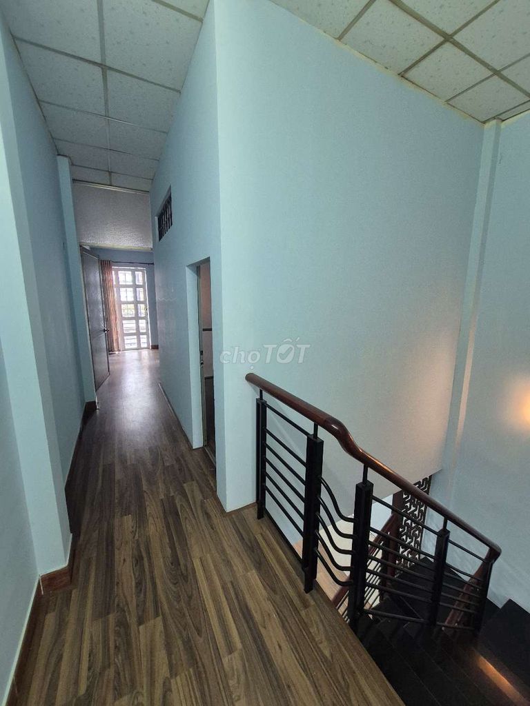Rent 4x16 M 1 3 bedroom 2 medical toilets immediately