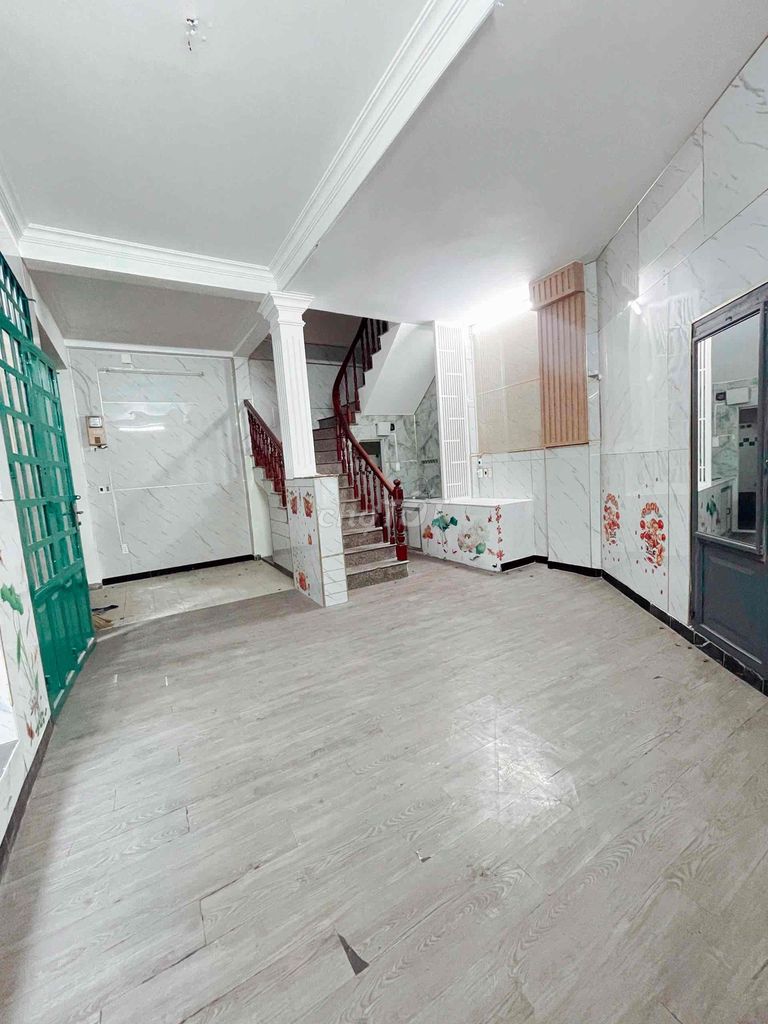 hxt vip 29/ Đoàn Thị Điểm - area 210 x7 meters - 4 bedroom -18 million