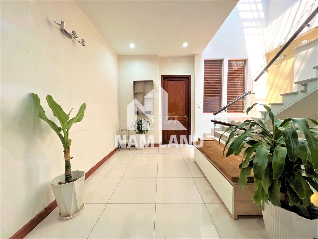 New Street, 320 meters and 5 bedrooms at Cao Đức Lân, only 33 million shock rates,