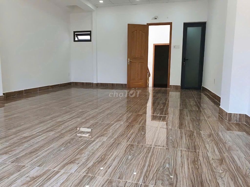 Need to rent a house 159 A Phan Văn Trị-714 QBình Thạnh