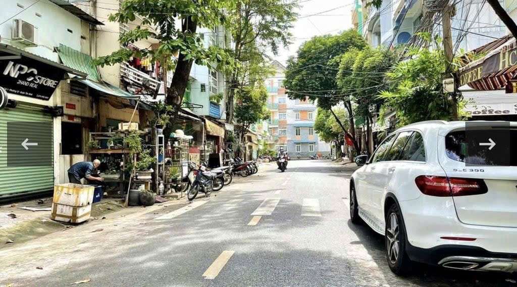 Buu Long Street, District 15, District 10