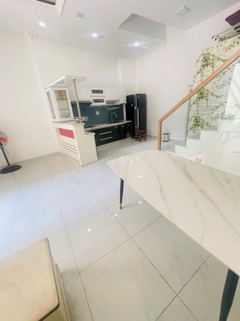 Superletion for rent - 281 A Lê Văn Sỹ, 1373 bedroom - 4% x21 area, new home
