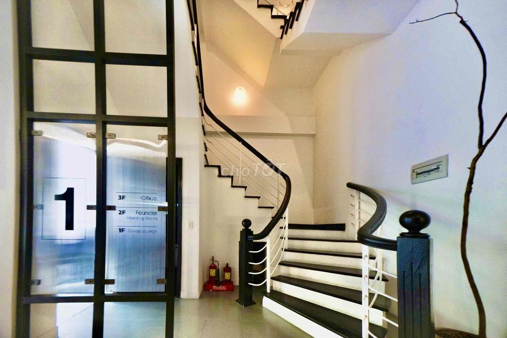 Supercress! Office or residence special, Compound just 58.5 million a month.