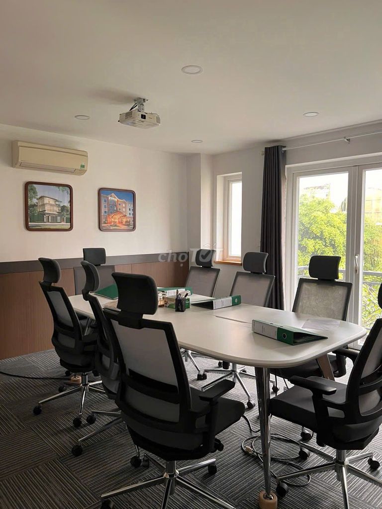 Rent a house-- vault + 3 floors-- good price at An Phú, District 2.