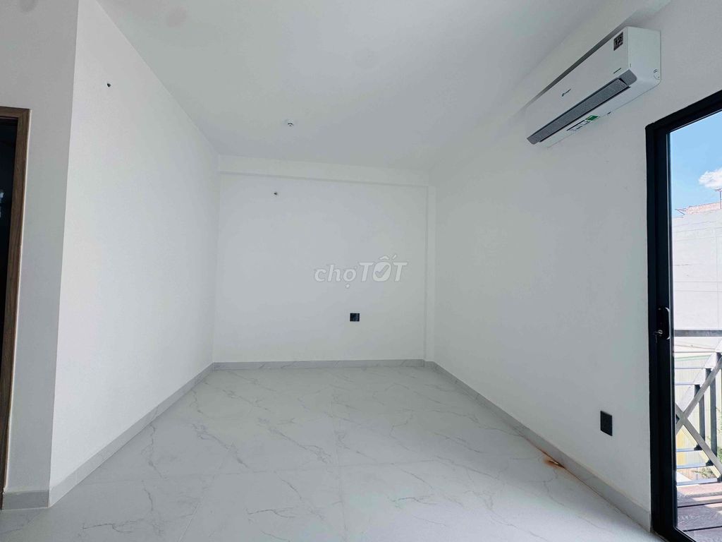 Rent a nice Bình Lợi house. area 5 x 20 meters. Four bedrooms. It costs 25 million a month.