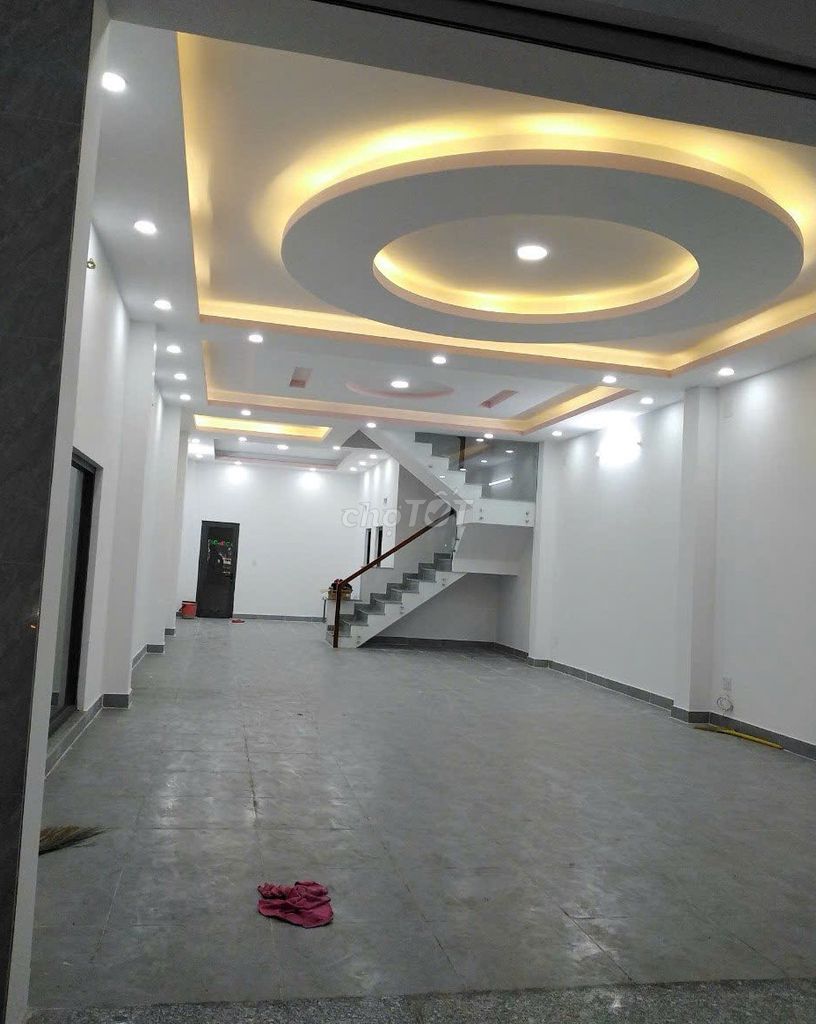 Rent hxt 433/2 A Sư Vạn Hạnh, 717 12, District 10
