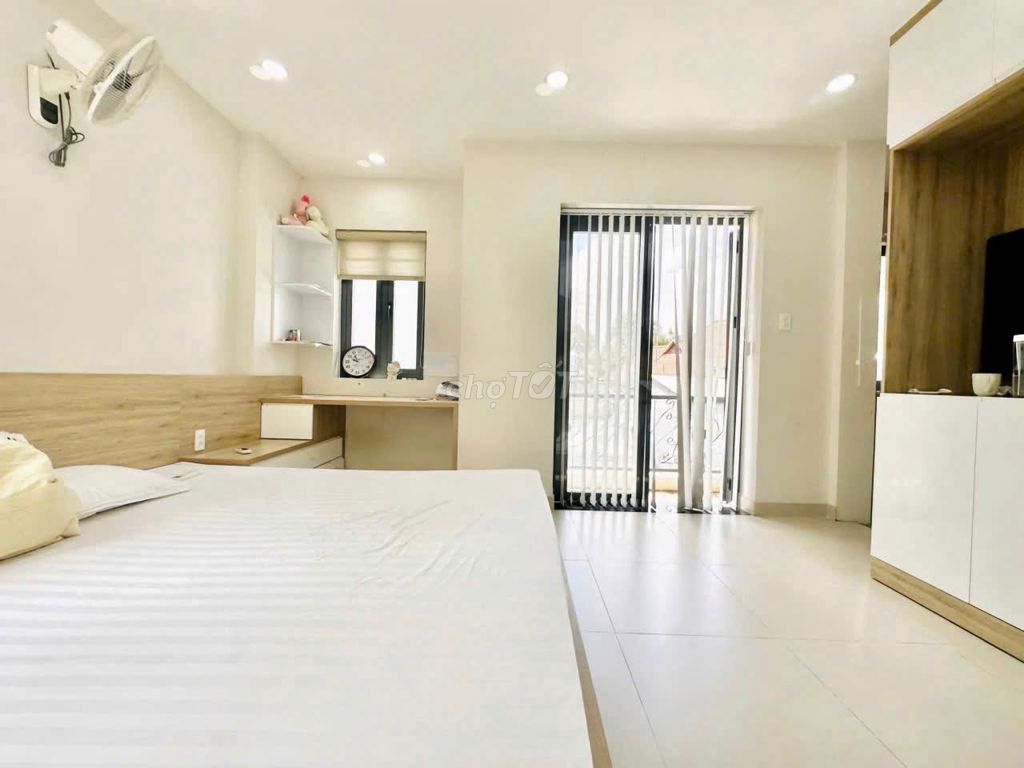 Need to rent an alley house 1025/2 A Cách Mạng Tháng 8-7.Tân Bình