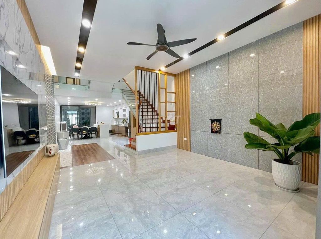 Rent a hxt 229/2 A Tây Thạnh, P. Tây Thạnh, Q. Tân Phú