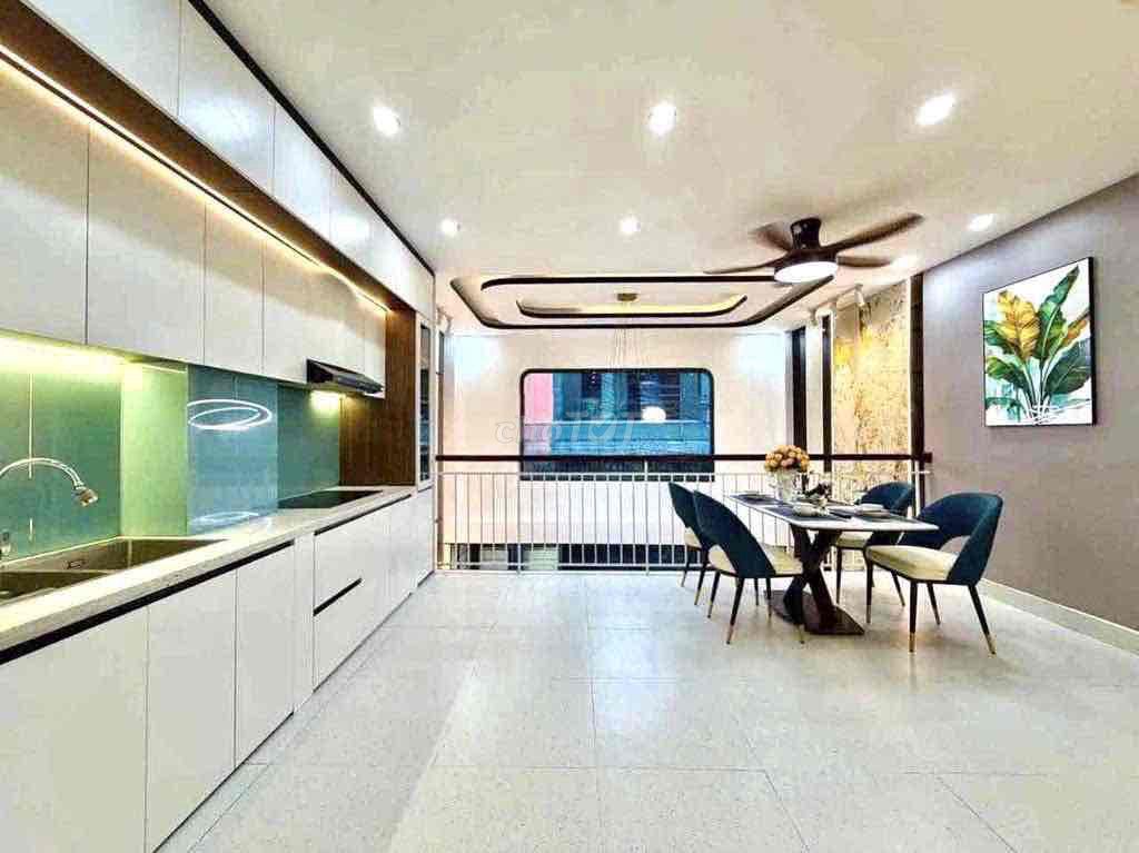 1 .10th Street Carway 1 .1 .0 4 bedrooms.4 Full Phạm Văn Chiêu 8 million toilets