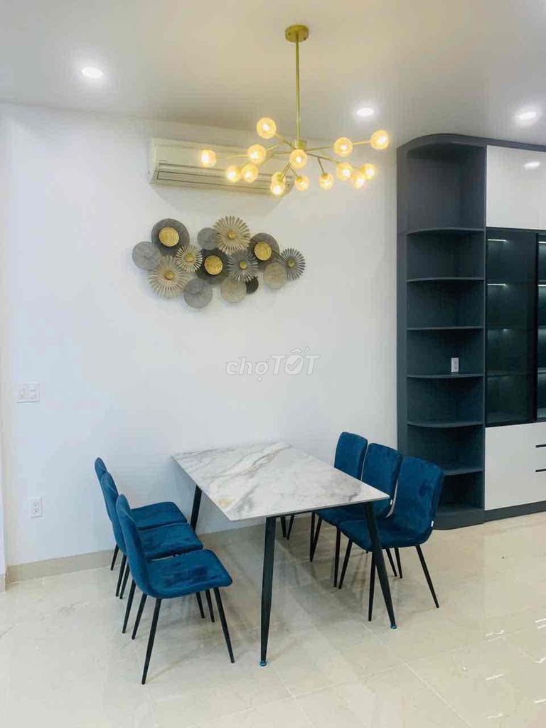 Rent a nice, full-on-five-million bedroom.