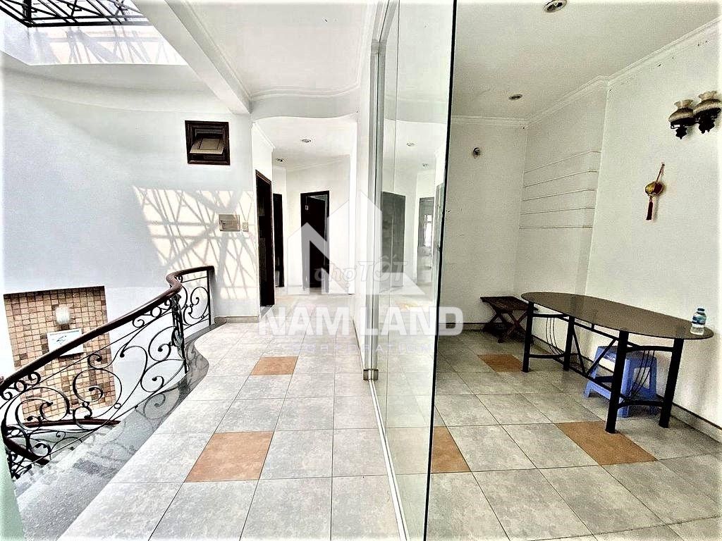 Super cheap! villa Lương Định Của 390 M2 garage 3/4 floors large room to stay onvp