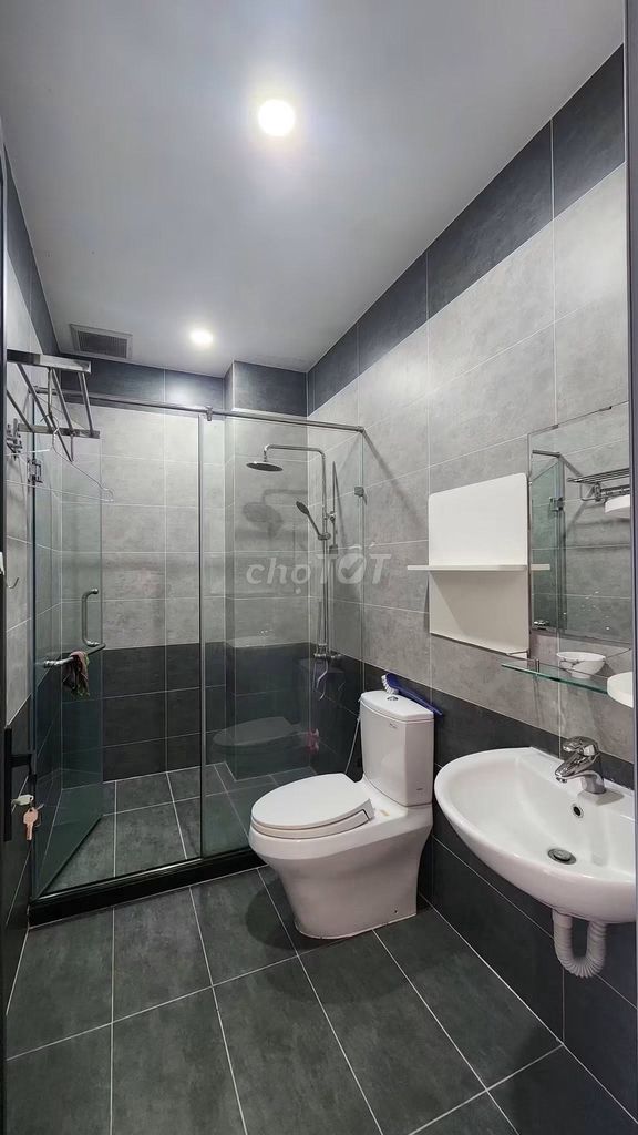 Nice house 390 M2, modern four rooms full of car yard three-story in District 2.