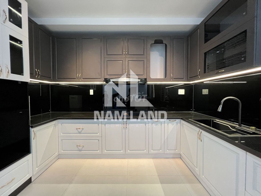 The luxury villa - the level right in the middle of An Khánh District 2.