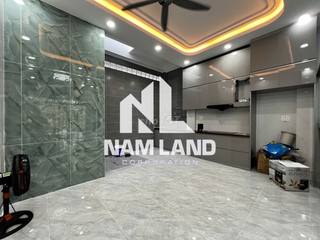 New house is 100% with elevator 5 rooms in downtown An Phú District 2.