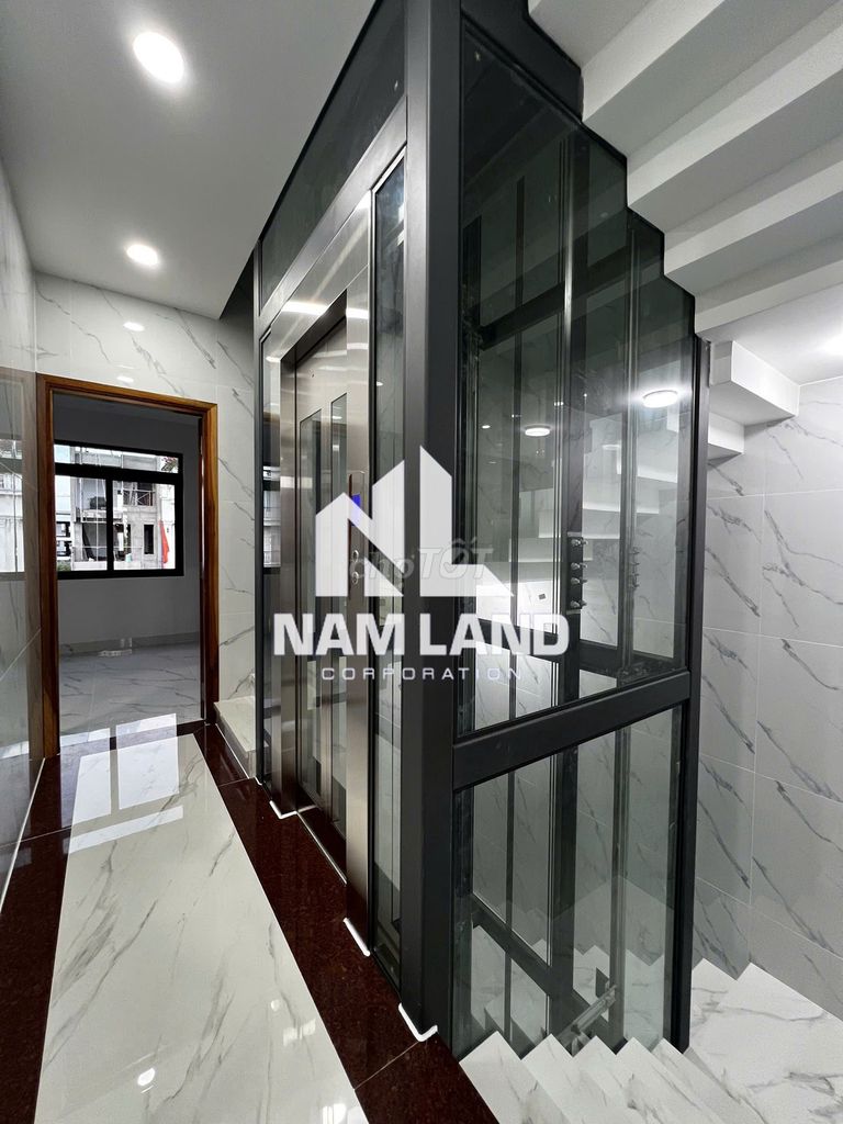 New house is 100% with elevator 5 rooms in downtown An Phú District 2.