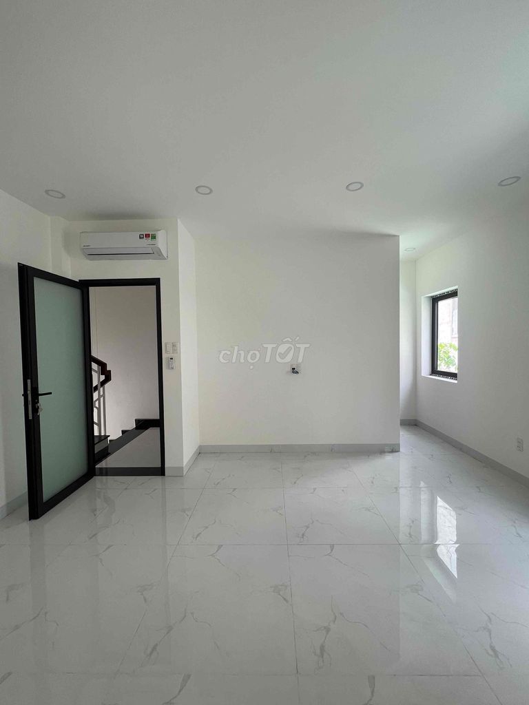 Renting Kadc Liên Phường District 9 Global City rents 25 million a month.