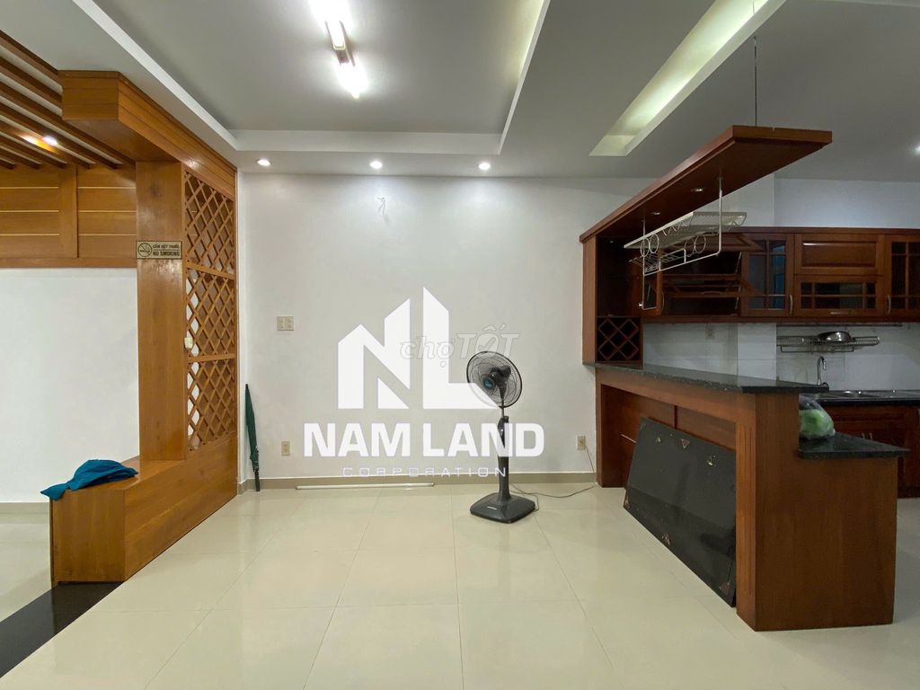 Super cheap Nguyễn Hoàng garage 3th floor big office building