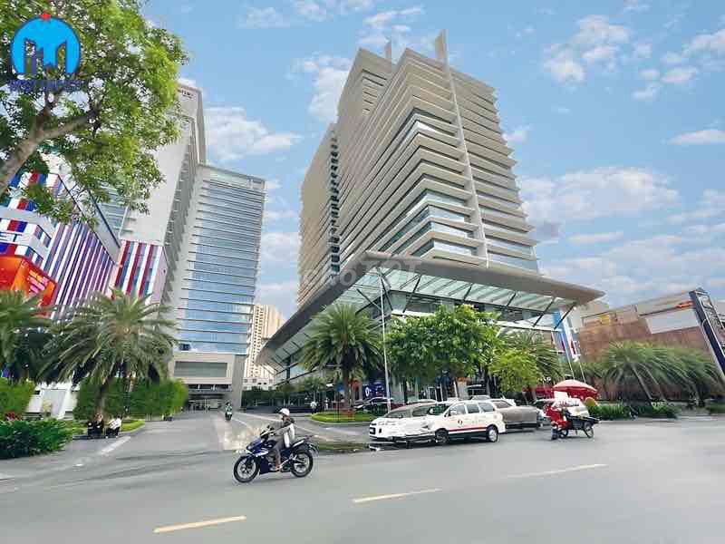 Route 134/ Cách Mạng Tháng 8 Q3 3 (Face of the Viettel building)