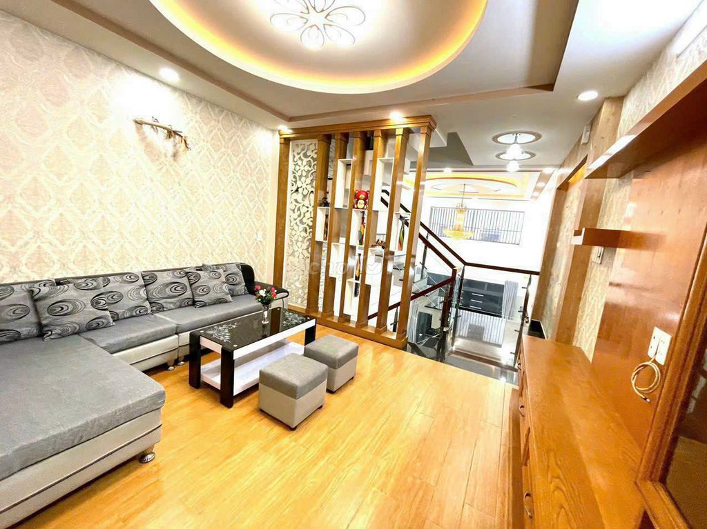 Thống Nhất-7-7. 11 area: 4 x16 m 6th floor 6th floor 5 toilets