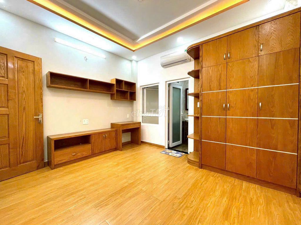 Thống Nhất-7-7. 11 area: 4 x16 m 6th floor 6th floor 5 toilets