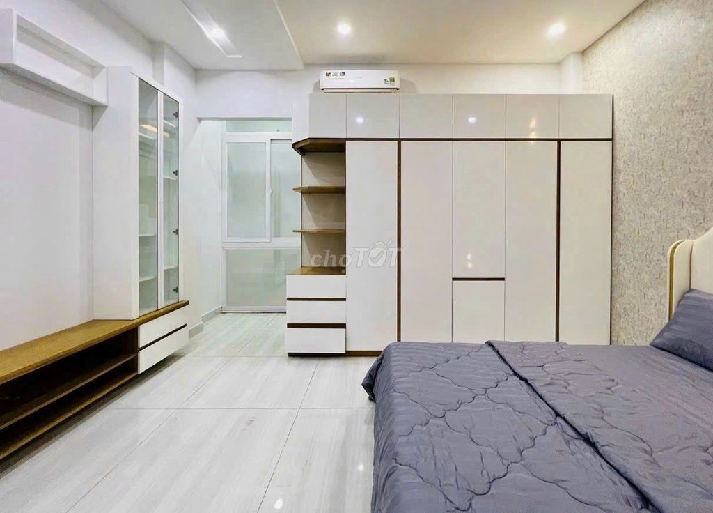 Need to rent an alley house 377.6 A Lê Văn Sỹ-7*1 Q.Tân Bình