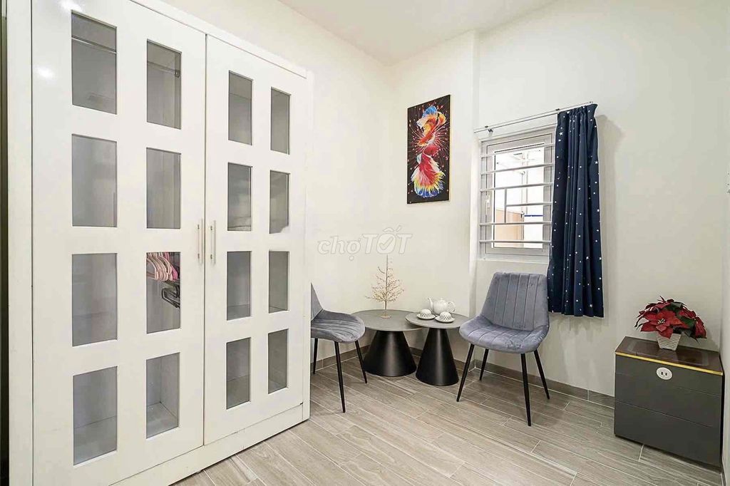 Renting Nguyễn Gia Trí, Bình Thạnh