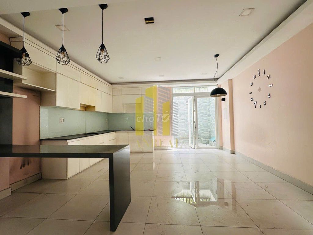 Thảo Điền rented house. It's a $33 million business.