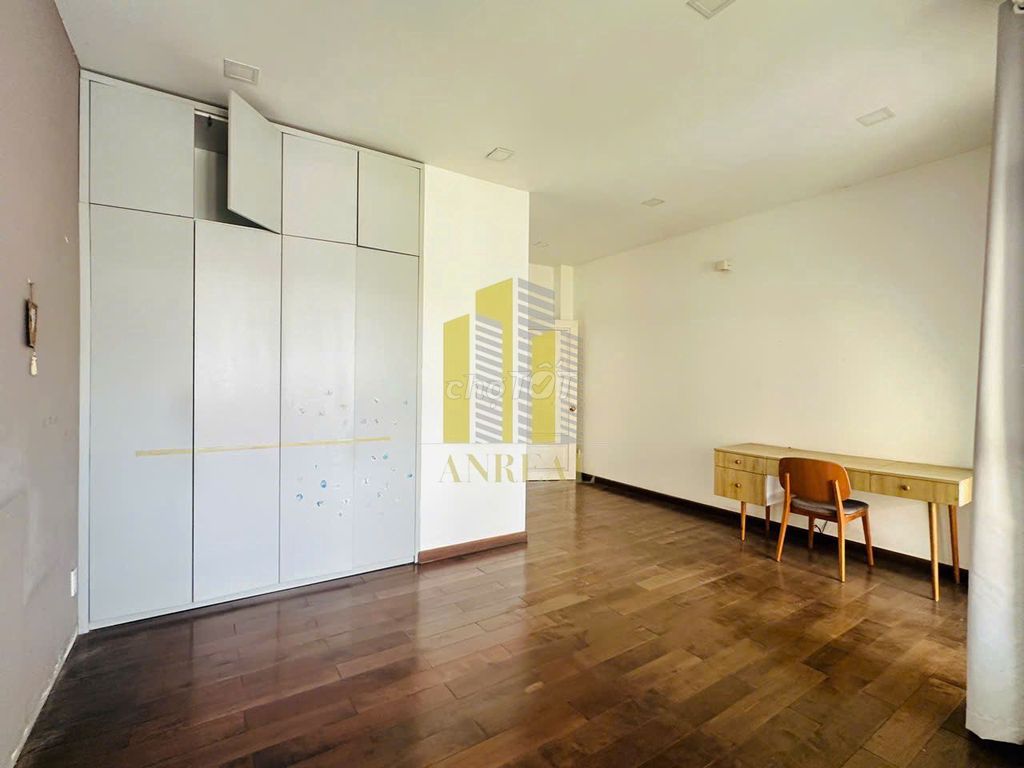 Thảo Điền rented house. It's a $33 million business.
