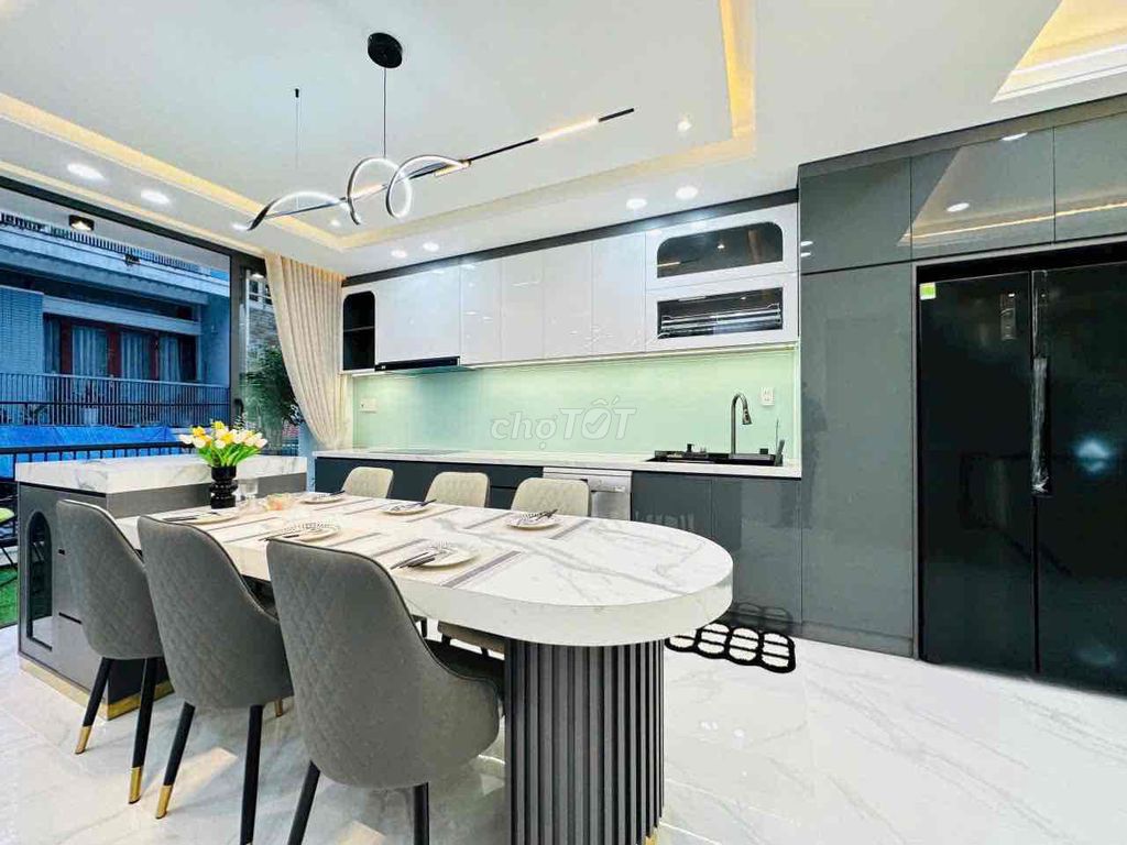 R 1/ Quang Trung 4 bedrooms 6 3 million toilets with car garages