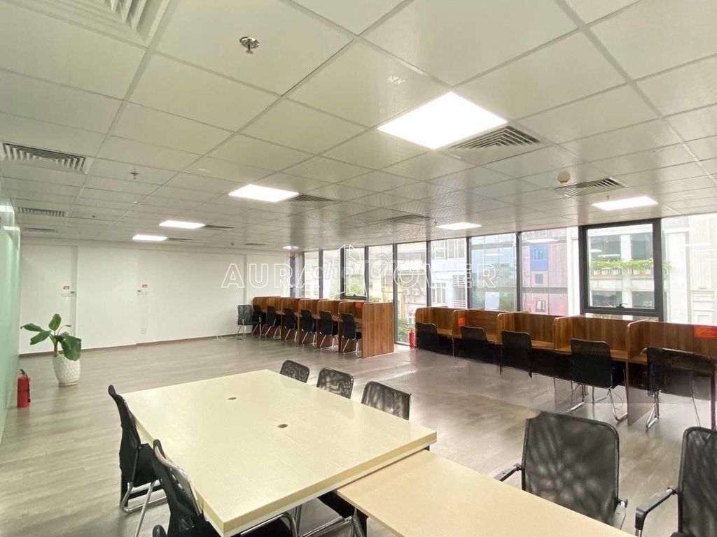 Rent a Út Tịch cash house * 7 X20 M * 4 floor vault * elevator