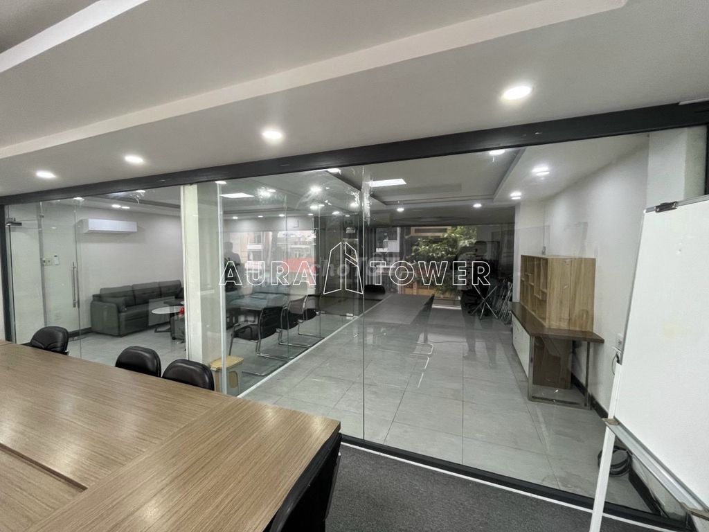 Rent K300 Tân Bình * 10 X23 M * 3 stories ground vault