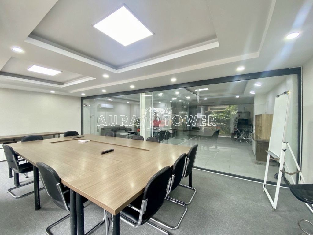 Rent K300 Tân Bình * 10 X23 M * 3 stories ground vault